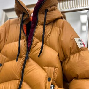 Giubbino  AFTER LABEL